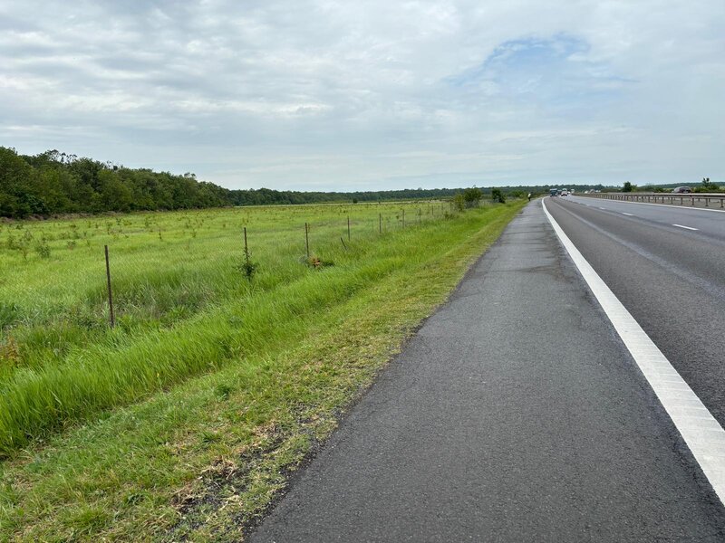 Corbii Mari, 13500mp cu deschidere de 220m la autostrada, proprietar