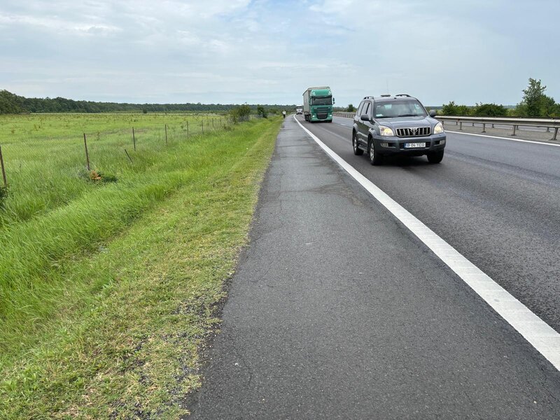 Corbii Mari, 13500mp cu deschidere de 220m la autostrada, proprietar